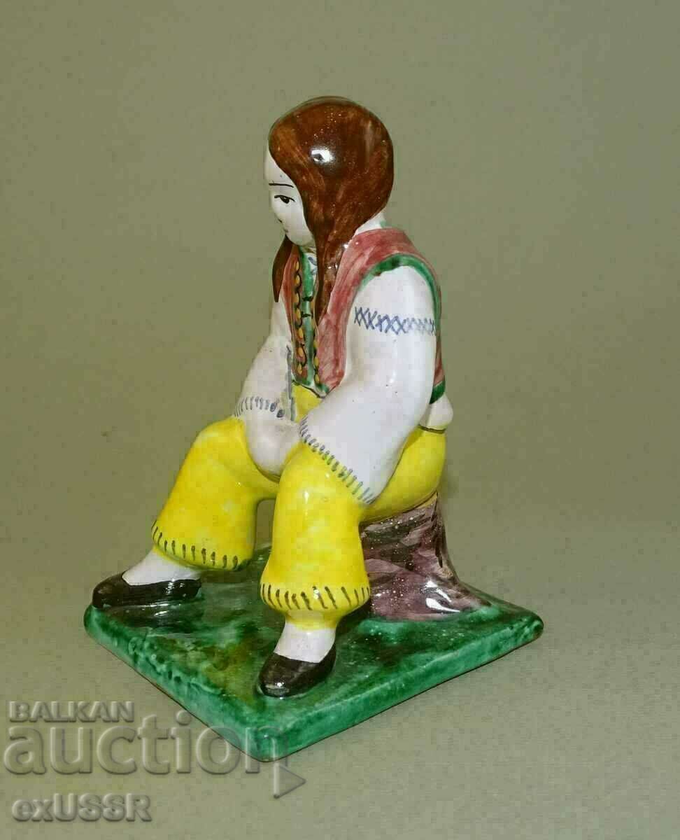 Livrarea Figurină de fetiță indiană veche din ceramică cehă glazurată