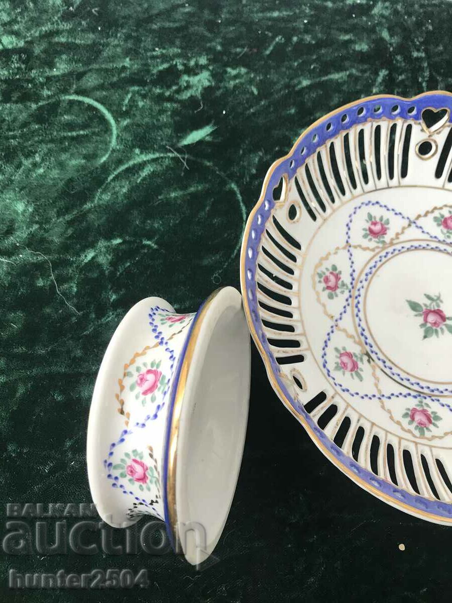 Auction Fruit bowl - openwork, rich decoration - 20 cm Auction Fruit bowl - openwork, rich decoration - 20 cm