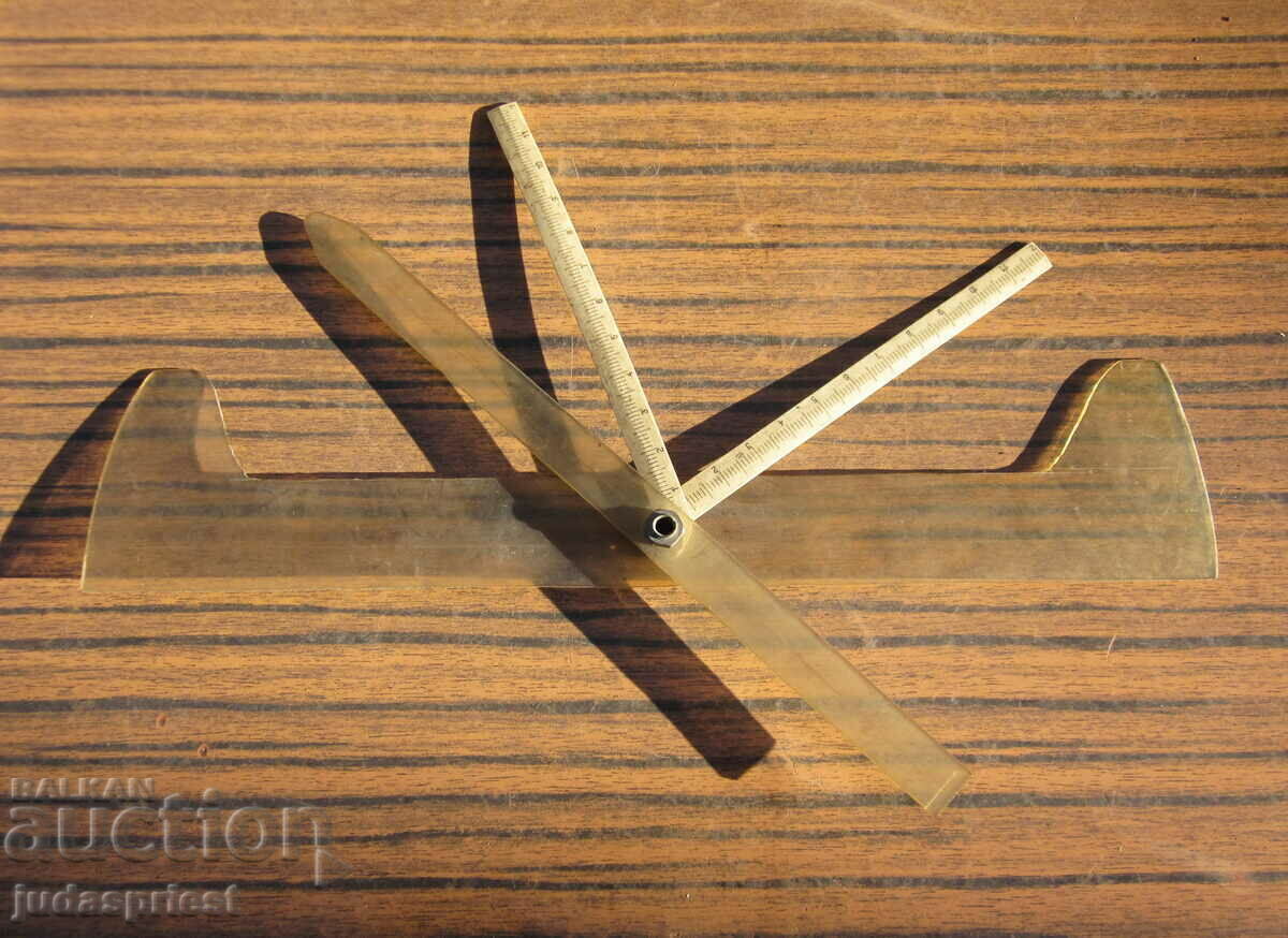 Auction old Bulgarian military navigation device instrument Auction old Bulgarian military navigation device instrument