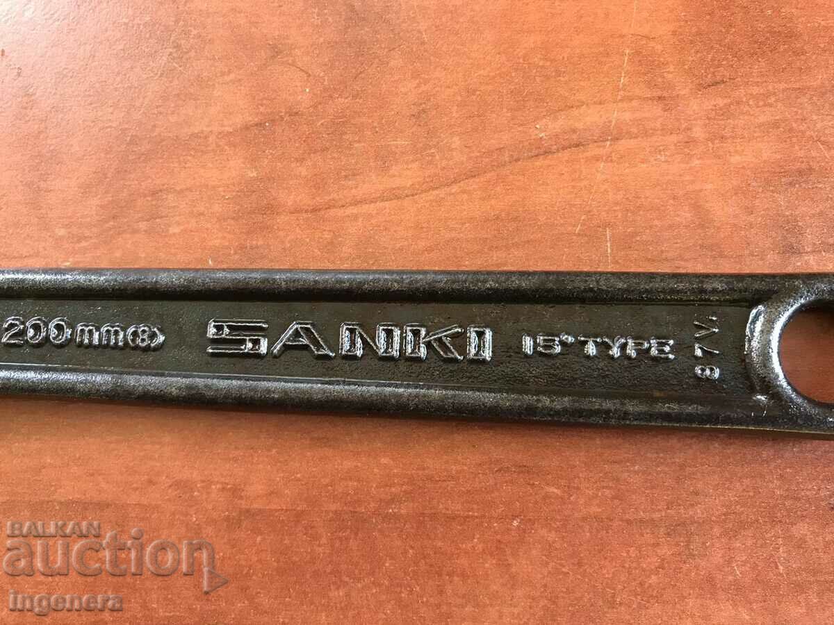 KEY FRENCH MACHINE TOOL - 6 KEY FRENCH MACHINE TOOL - 6