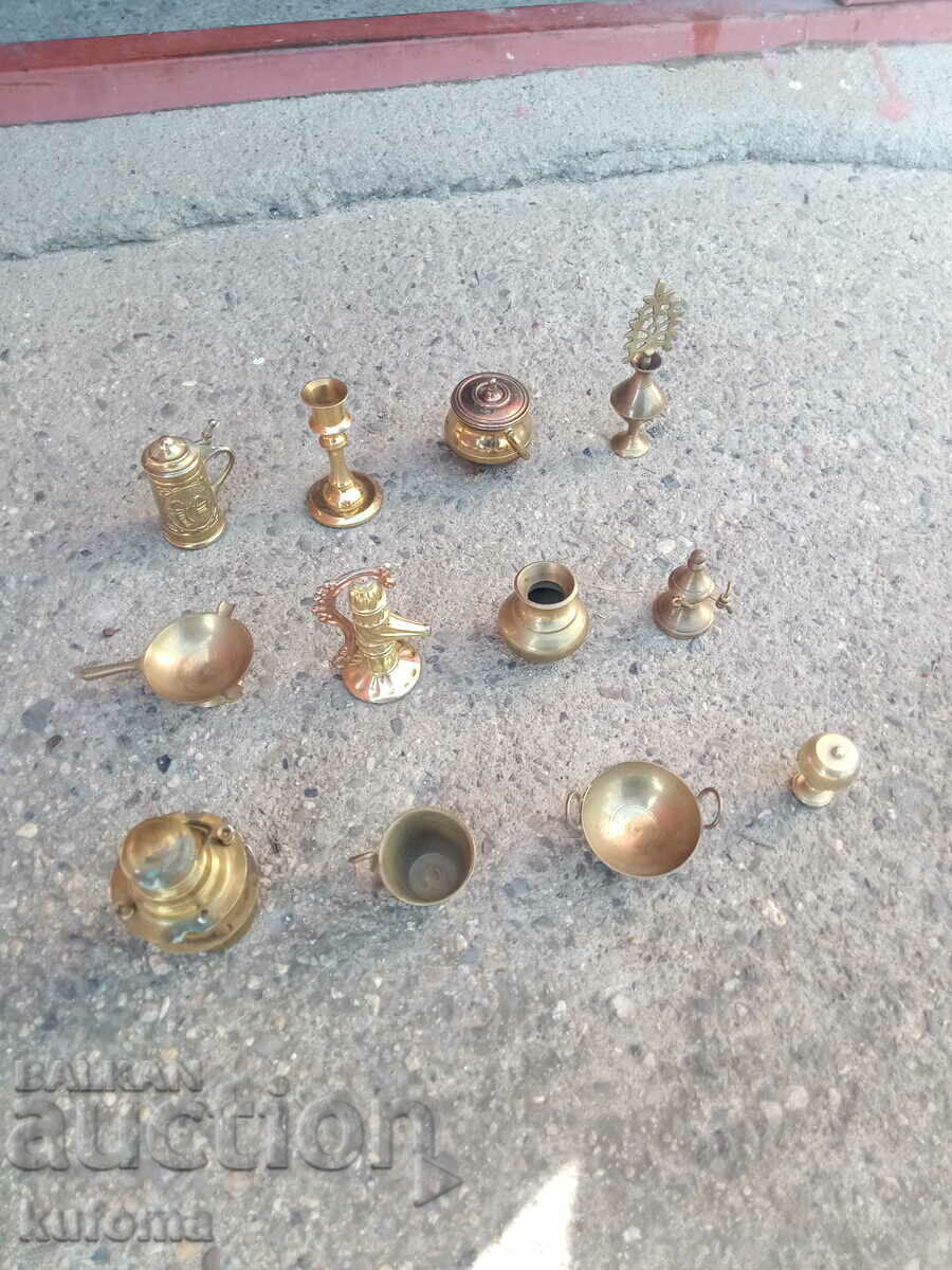 Lot of brass miniatures