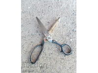 Old scissors for cutting fabric
