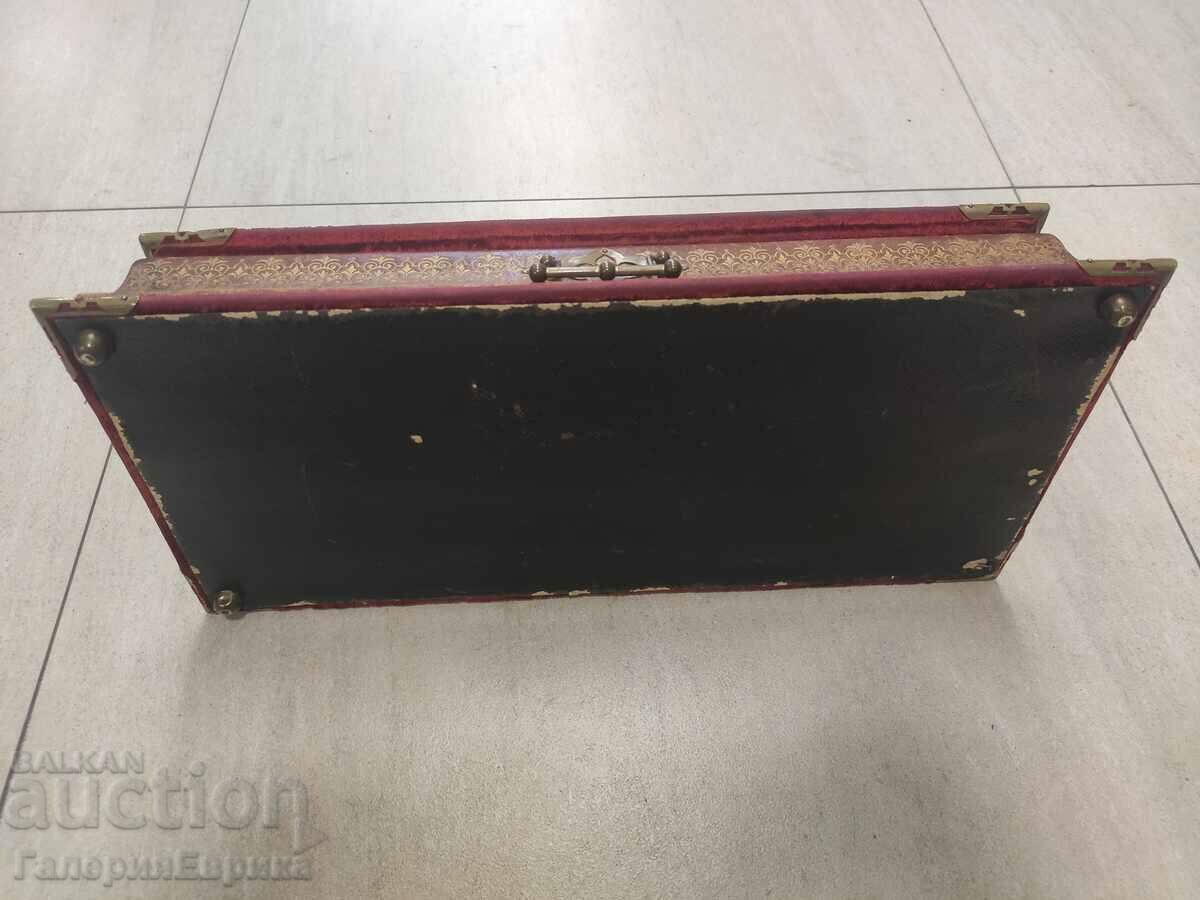 Old jewelry box hand painted leather brass wood fabric - 5 Old jewelry box hand painted leather brass wood fabric - 5