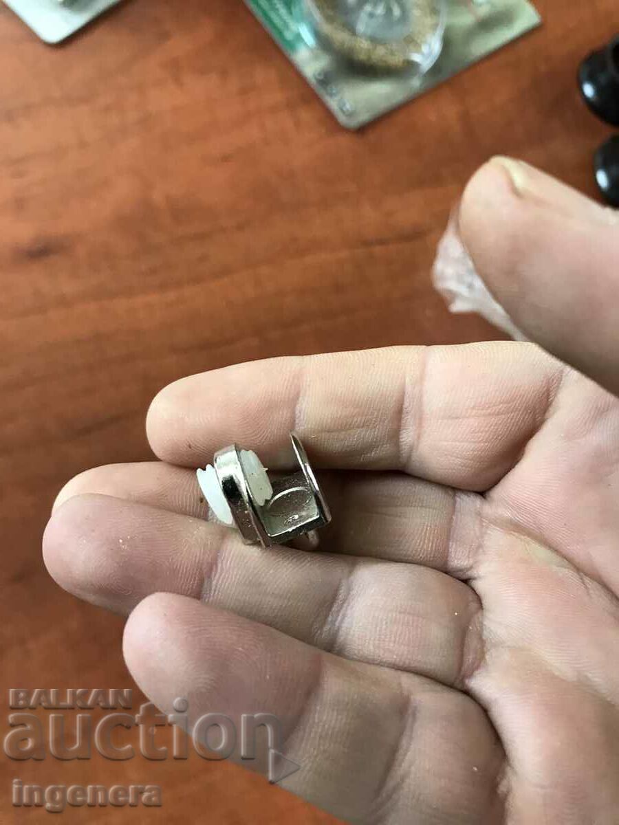 Delivery of FURNITURE HINGE FOR GLASS DOORS-8 PCS. NEW Delivery of FURNITURE HINGE FOR GLASS DOORS-8 PCS. NEW