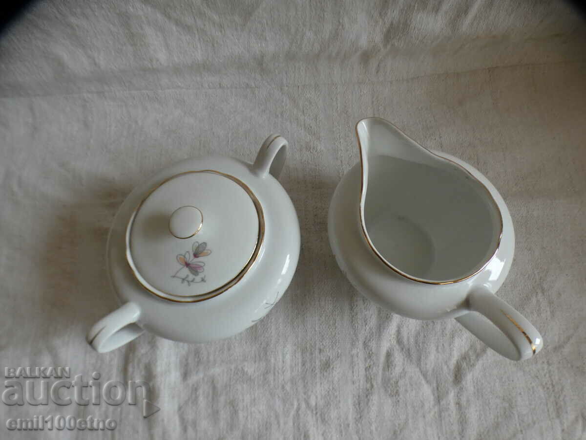 A beautiful set of old Czech porcelain Sugar Bowl and Jug with price 20.00 BGN | € 10.23 A beautiful set of old Czech porcelain Sugar Bowl and Jug with price 20.00 BGN | € 10.23