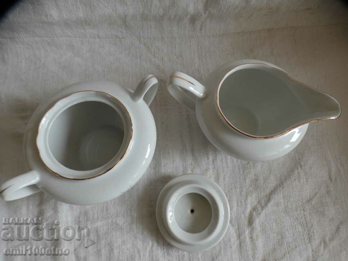 Delivery of A beautiful set of old Czech porcelain Sugar Bowl and Jug Delivery of A beautiful set of old Czech porcelain Sugar Bowl and Jug