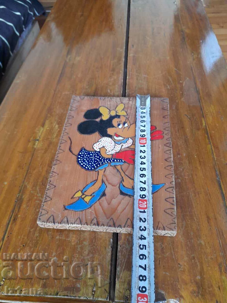 Old souvenir, Minnie Mouse decoration with price 30.00 BGN | € 15.34 Old souvenir, Minnie Mouse decoration with price 30.00 BGN | € 15.34