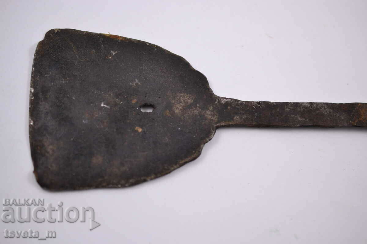 Auction Antique hand-forged apron Auction Antique hand-forged apron