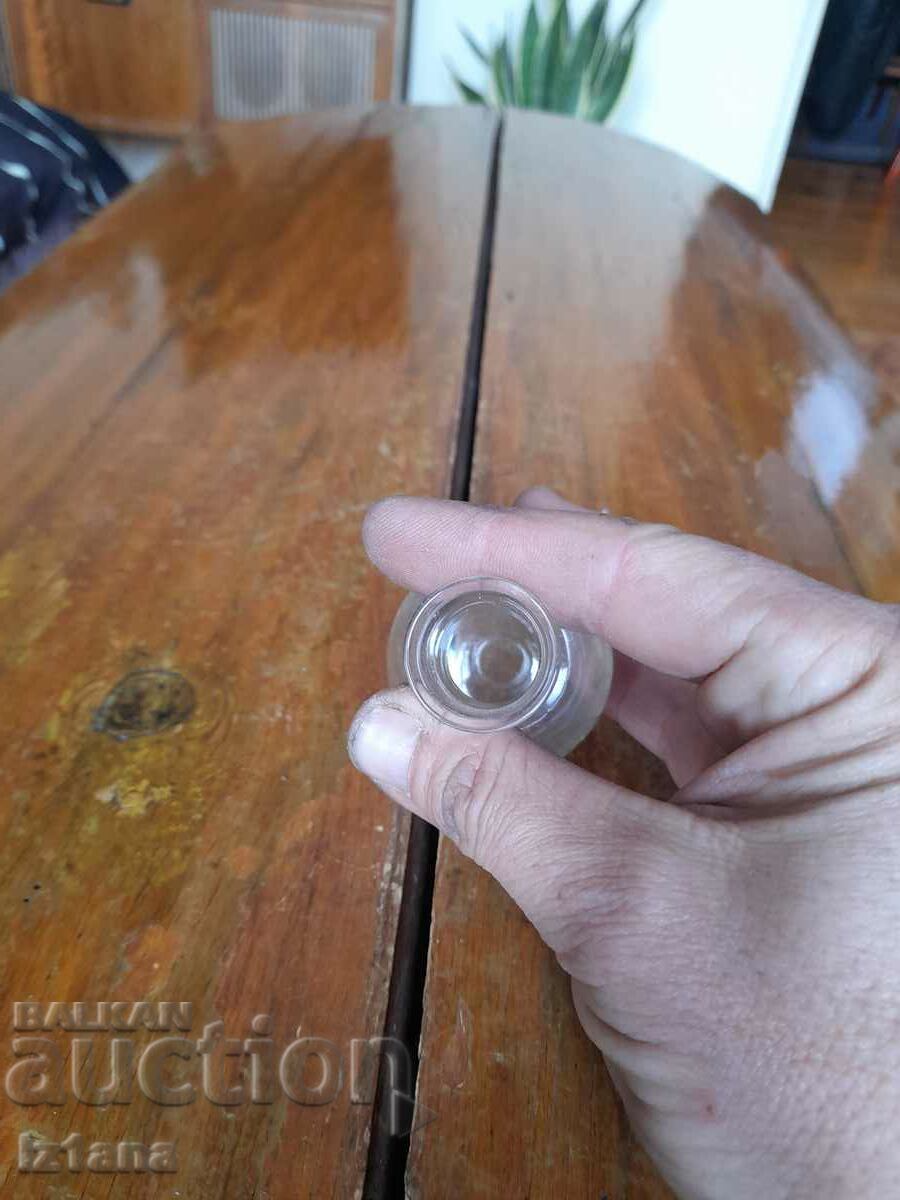 Auction Old flask 50 Auction Old flask 50