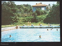 Filmează piscina minerală 1985 K 383