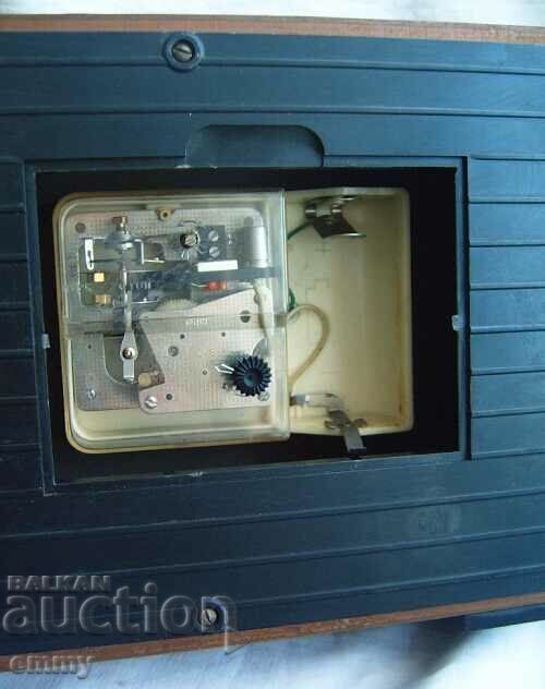 Large table clock "Yantar"/"Jantar", with battery, USSR - 6 Large table clock "Yantar"/"Jantar", with battery, USSR - 6