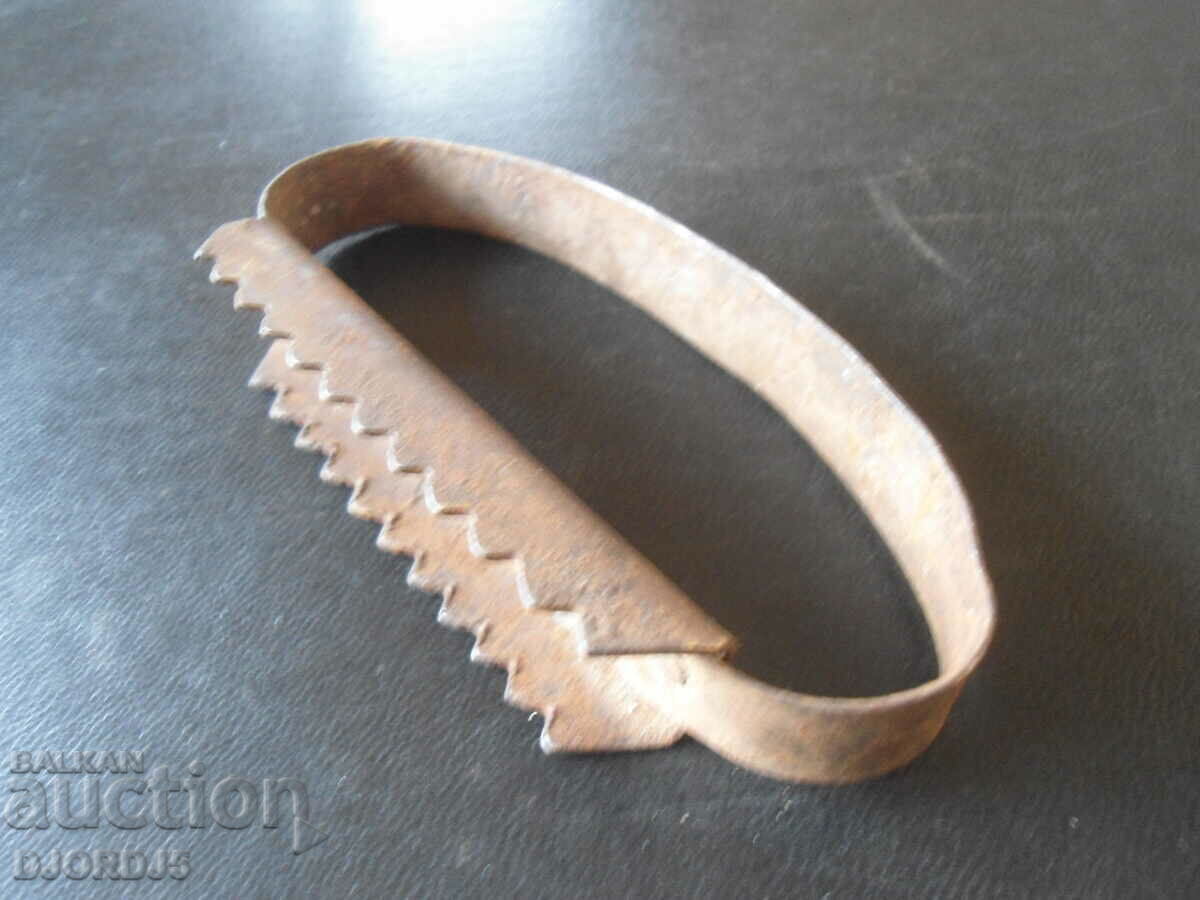 An old grain nurse with price 3.00 BGN | € 1.53 An old grain nurse with price 3.00 BGN | € 1.53