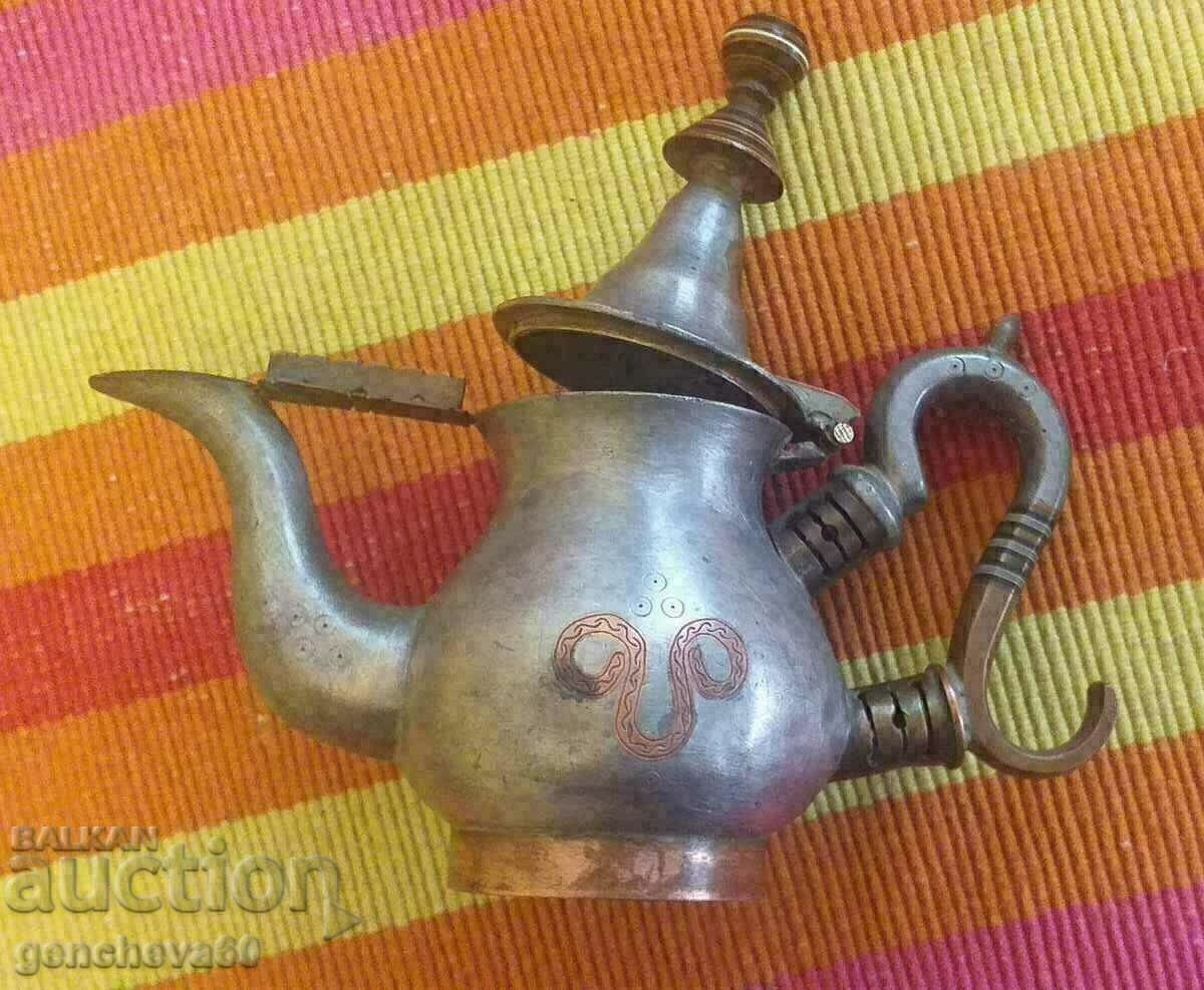 Rare Tuareg teapot from Mauritania/markings with price 75.00 € Rare Tuareg teapot from Mauritania/markings with price 75.00 €
