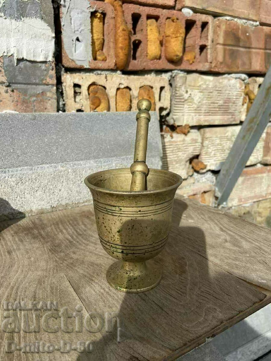 Mortar de alamă retro!