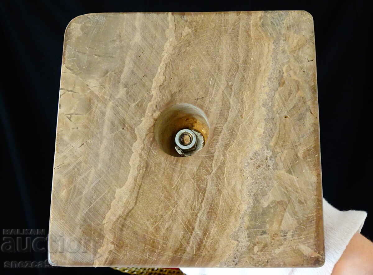 Pewter figurine of a darts player 3 kg. - 7 Pewter figurine of a darts player 3 kg. - 7