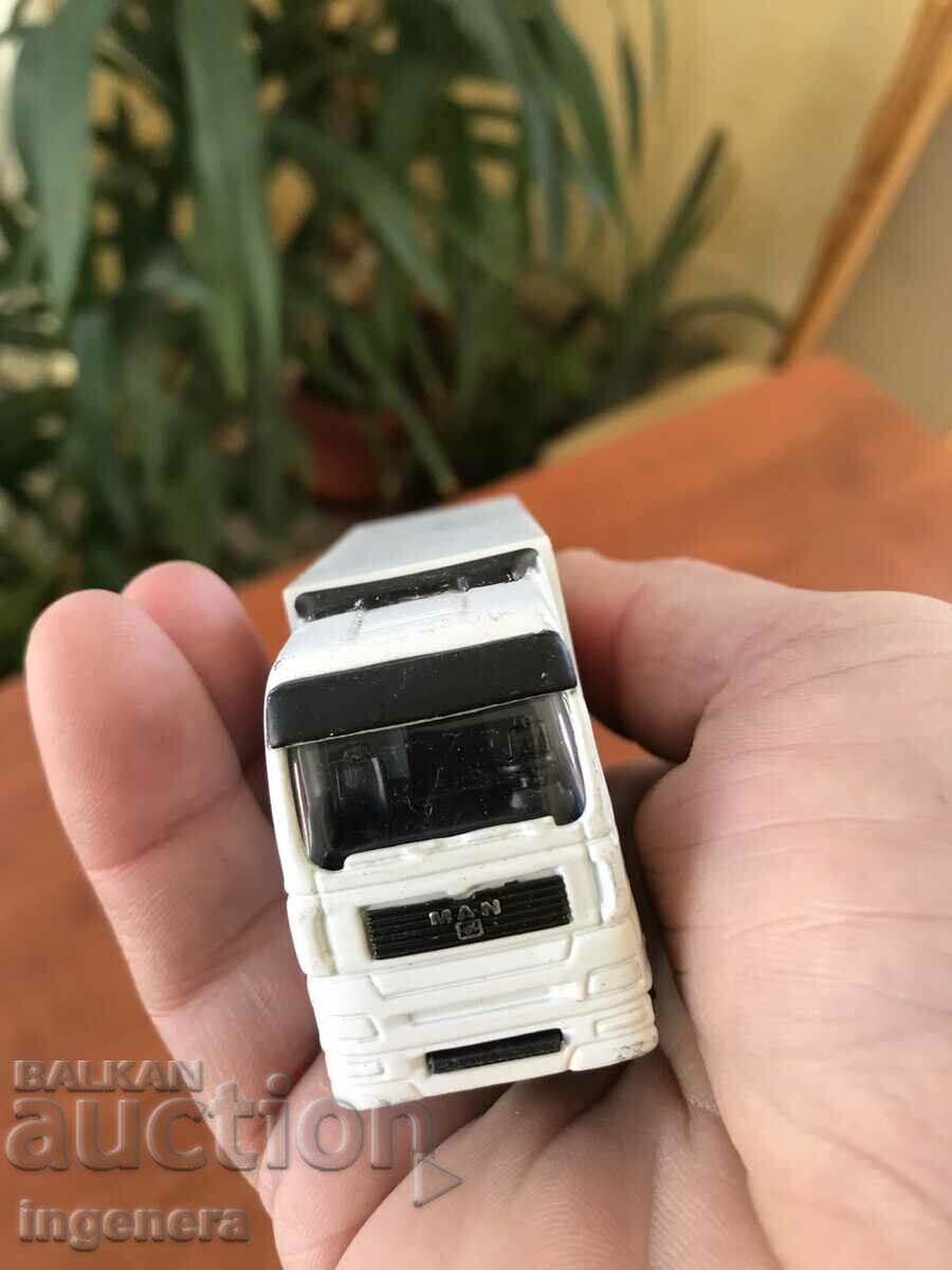 Auction  TRUCK TRUCK TOY MODEL TROLLEY