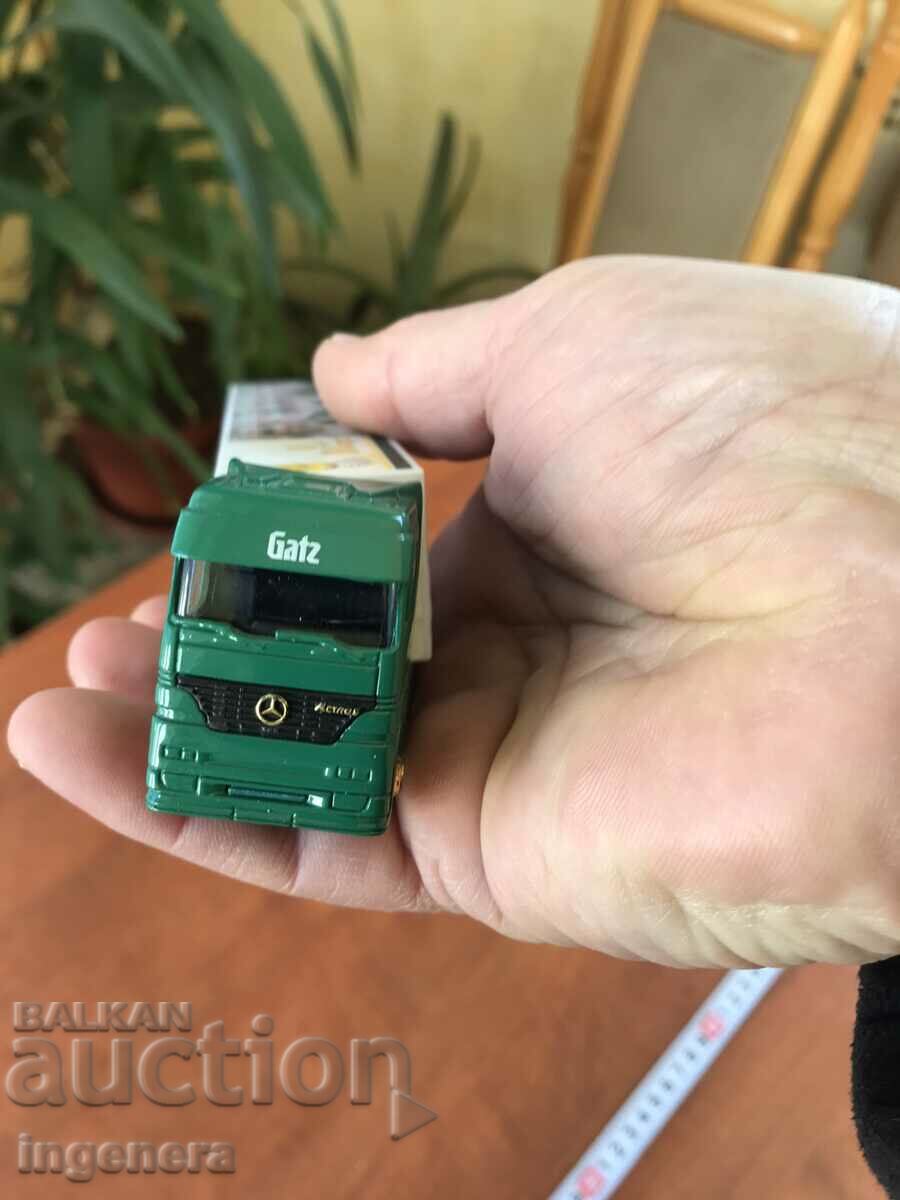 Auction  TRUCK TRUCK TOY MODEL TROLLEY