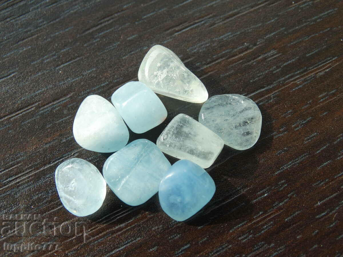 Auction 23.80 carat natural polished aquamarine 8 pieces Auction 23.80 carat natural polished aquamarine 8 pieces
