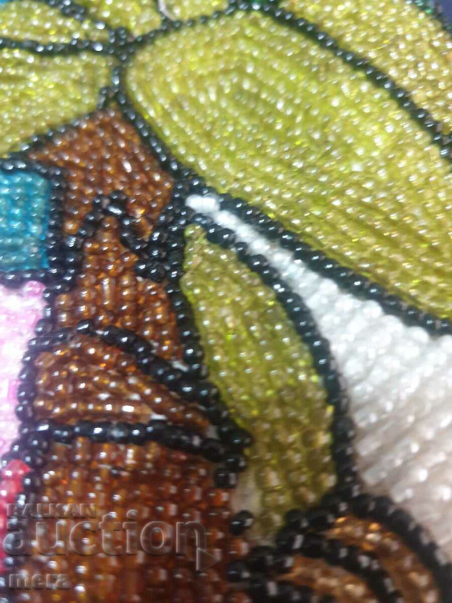 Delivery of An old beaded purse Delivery of An old beaded purse