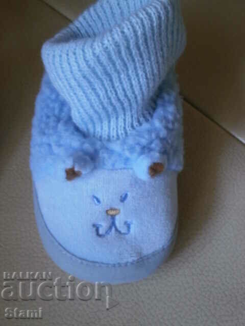 Livrarea Papuci pentru bebelusi cu talpa din piele, albastru