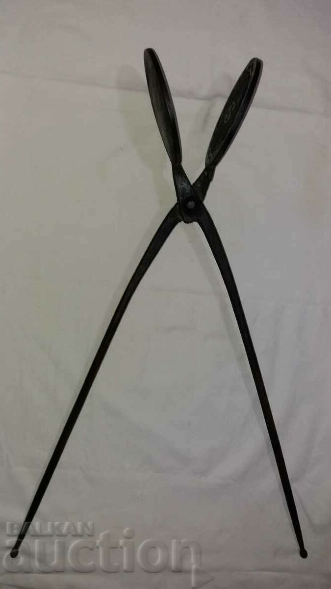 Старинен луксозен,голям,метален уред гофретник--1906год. - 7 Старинен луксозен,голям,метален уред гофретник--1906год. - 7