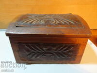 OLD WOODEN BOX BOX CHEST