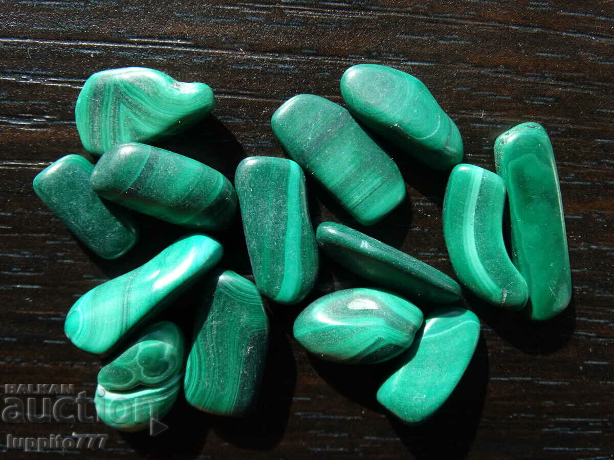 Δημοπρασία Φυσικός μαλαχίτης 100,50 καρατίων 14 τεμάχια Δημοπρασία Φυσικός μαλαχίτης 100,50 καρατίων 14 τεμάχια