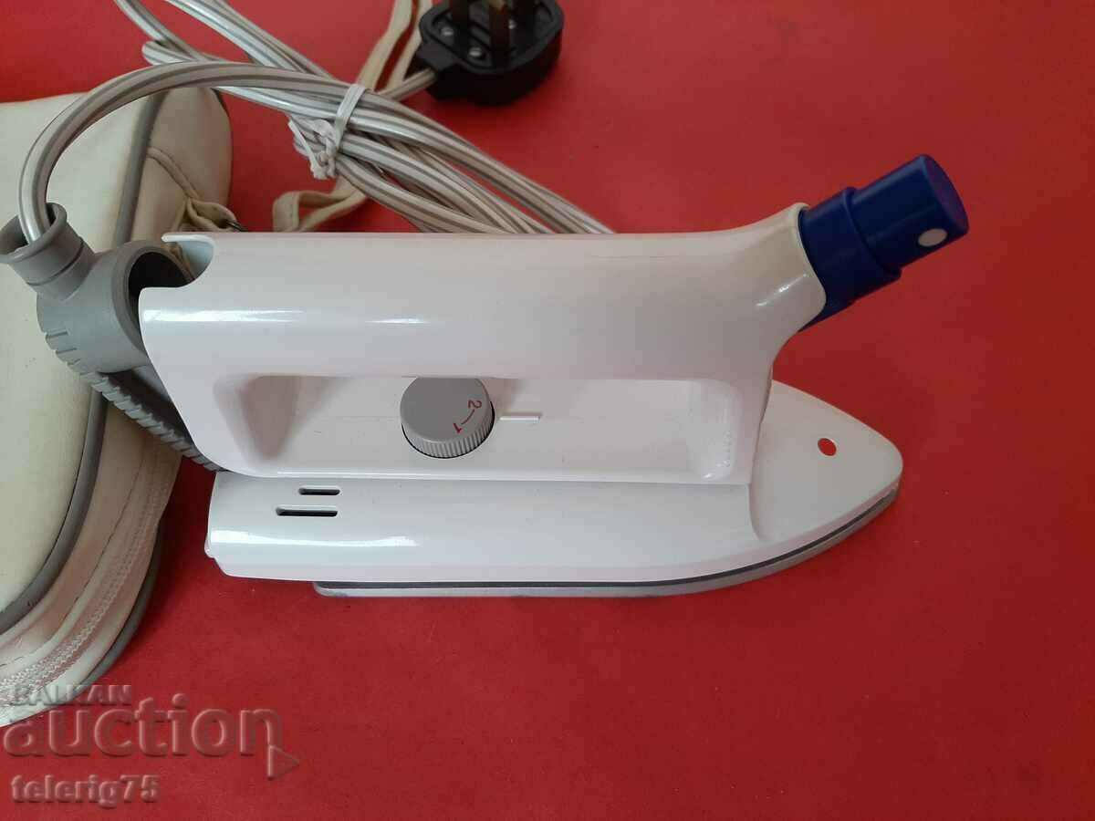 German Old Retro Mini Iron Rowenta Traveller-500W-1960/70 with price 40.00 BGN | € 20.45 German Old Retro Mini Iron Rowenta Traveller-500W-1960/70 with price 40.00 BGN | € 20.45