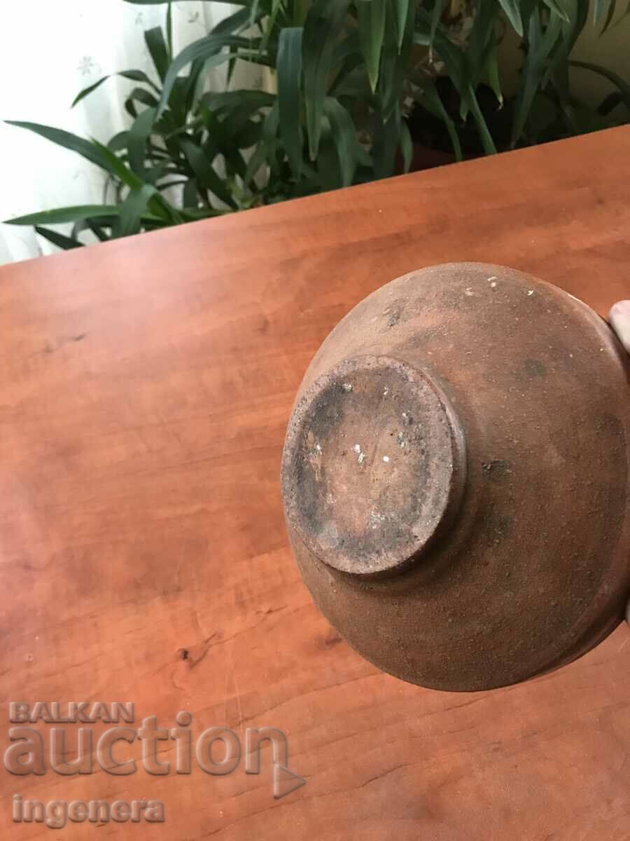 Delivery of OLD CERAMIC DEEP PANCY BOWL Delivery of OLD CERAMIC DEEP PANCY BOWL