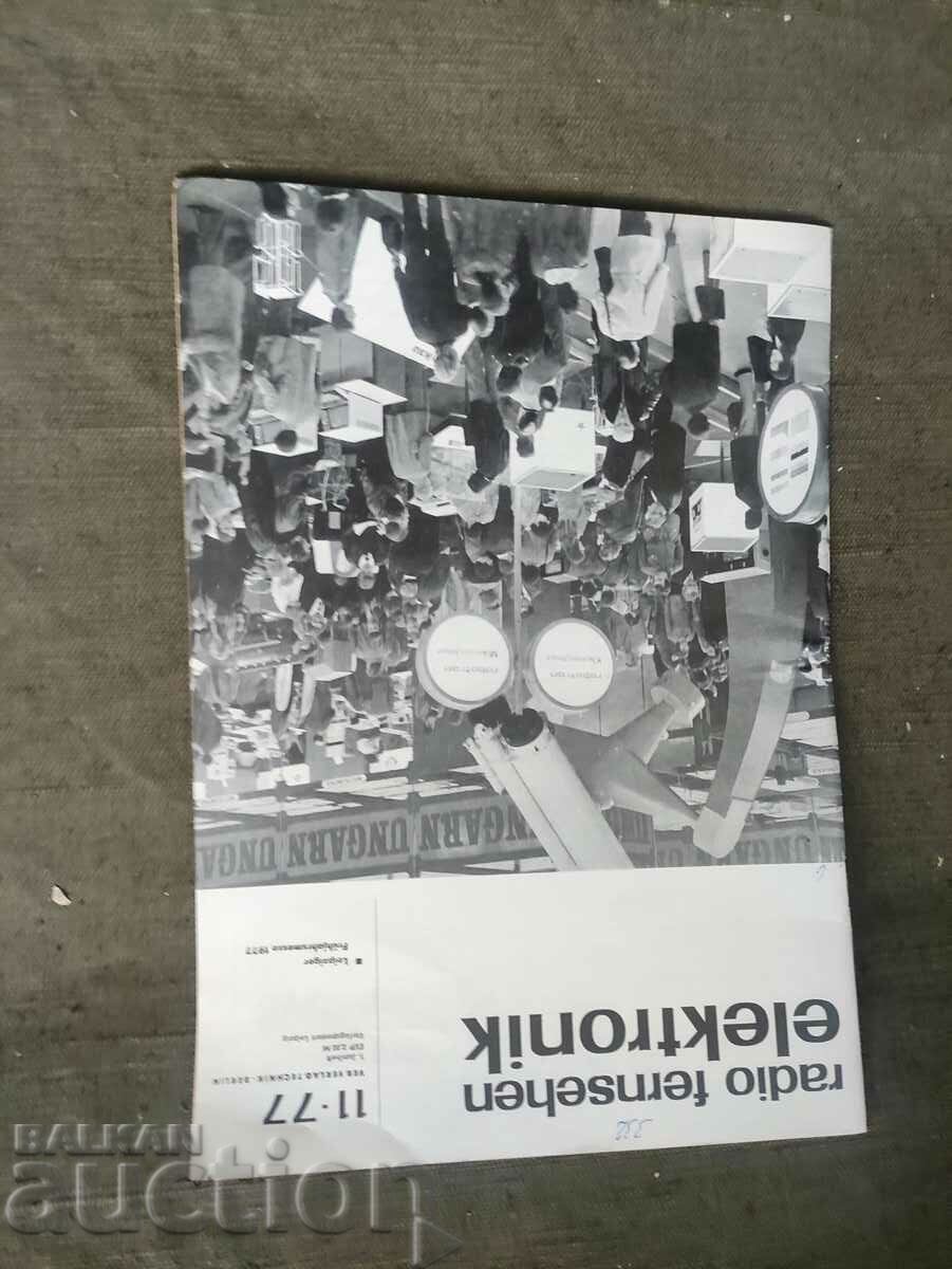 Magazine Radio Fernsehen Elektronik 11 issues from 1977. - 6 Magazine Radio Fernsehen Elektronik 11 issues from 1977. - 6