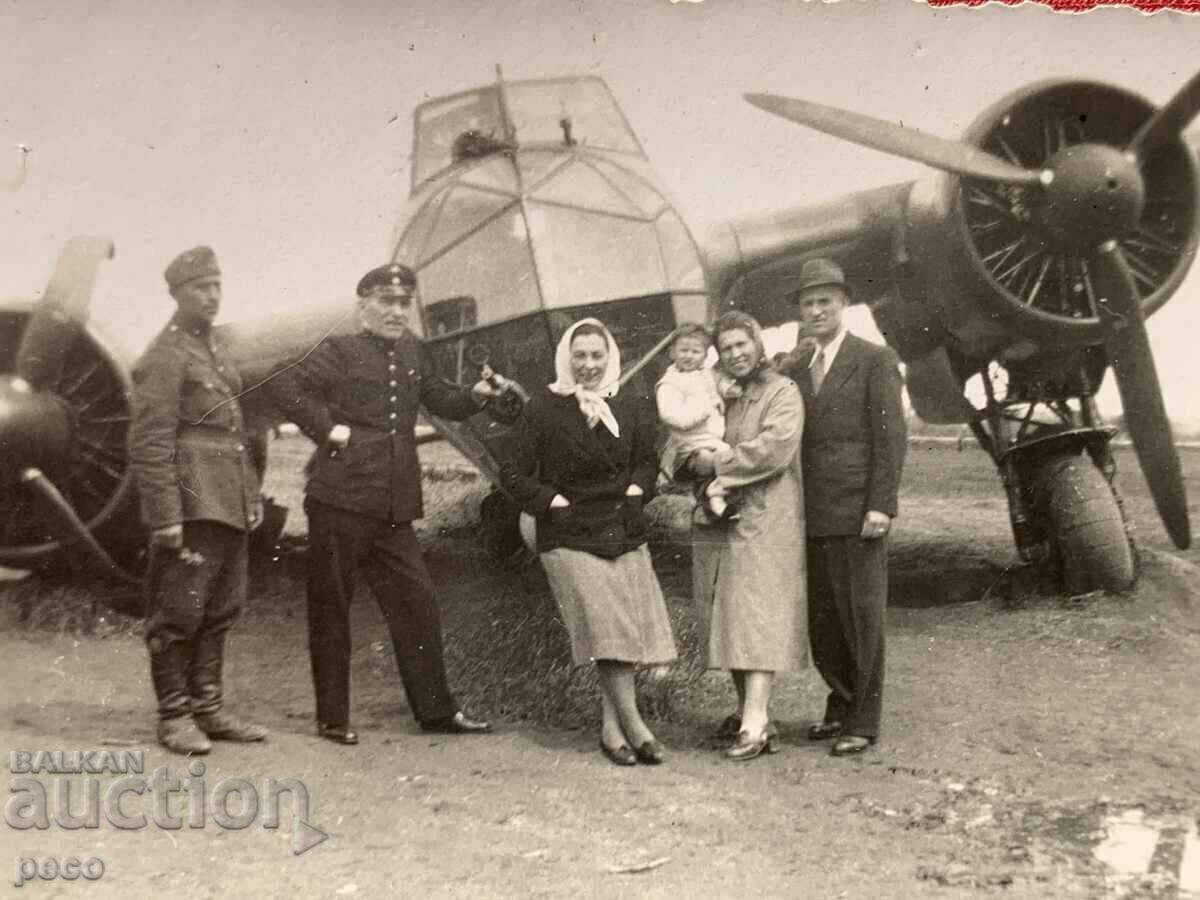 Delivery of Aircraft Dornier-17 Z-2 ? Landed on "kesterme" old photo