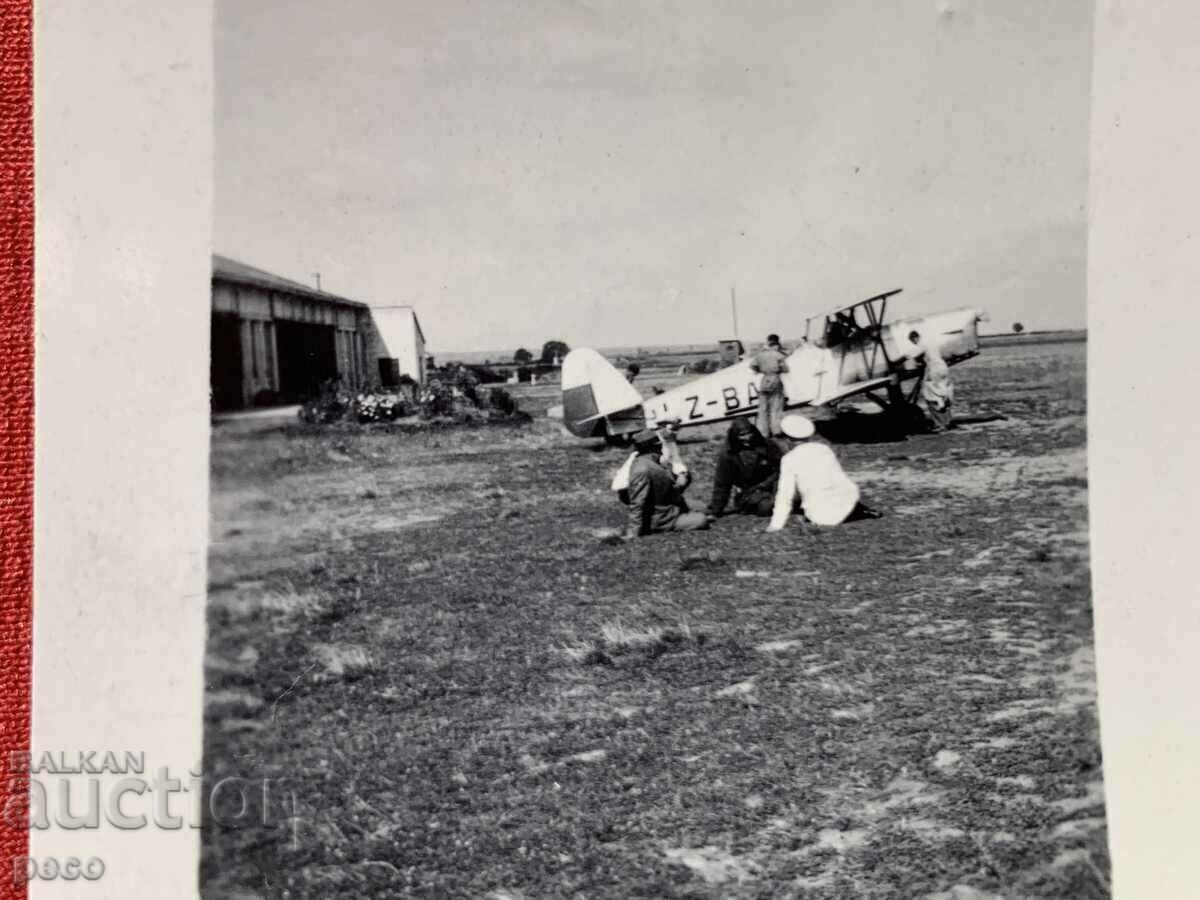 Auction DAR-8 "Nightingale" or Bücker Bü 131 "Jungmann" ? Kazanlak 1936 Auction DAR-8 "Nightingale" or Bücker Bü 131 "Jungmann" ? Kazanlak 1936