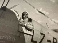 Летище Казанлък 1945 г. Пилот Самолет Стара снимка