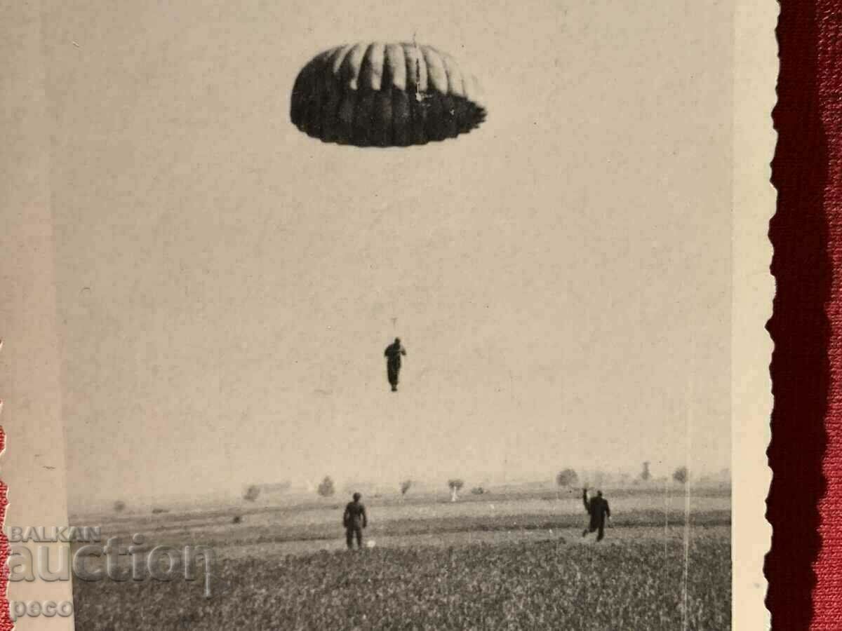 Parachute Squad Bulgaria 40s old photo with price 25.00 BGN | € 12.78 Parachute Squad Bulgaria 40s old photo with price 25.00 BGN | € 12.78