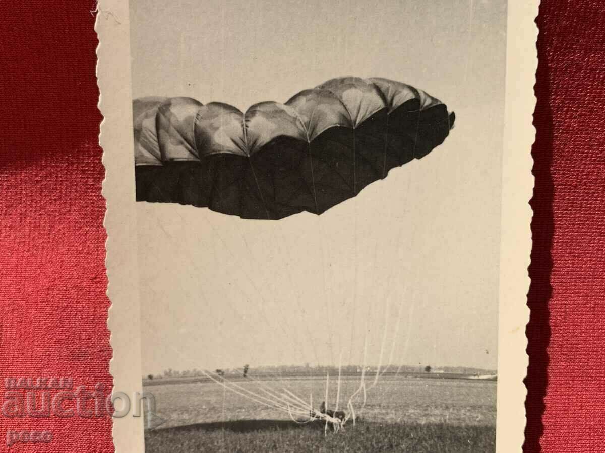 Parachute Squad Bulgaria 40s old photo with price 20.00 BGN | € 10.23 Parachute Squad Bulgaria 40s old photo with price 20.00 BGN | € 10.23