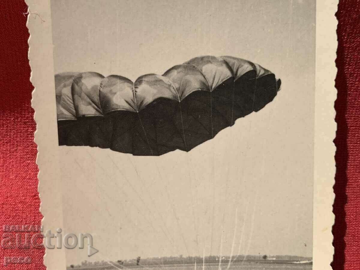 Auction Parachute Squad Bulgaria 40s old photo Auction Parachute Squad Bulgaria 40s old photo