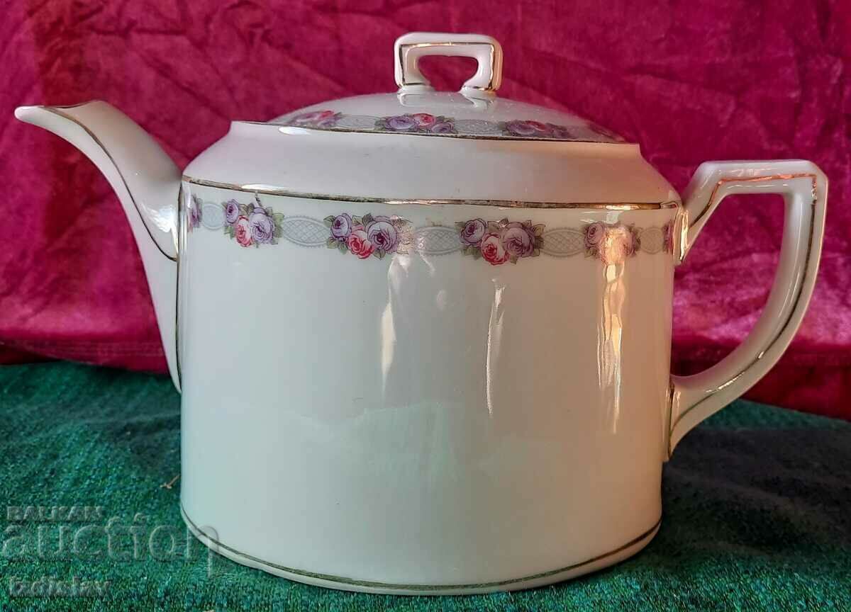 ulcior de portelan cu preț 35.00 BGN | € 17.90