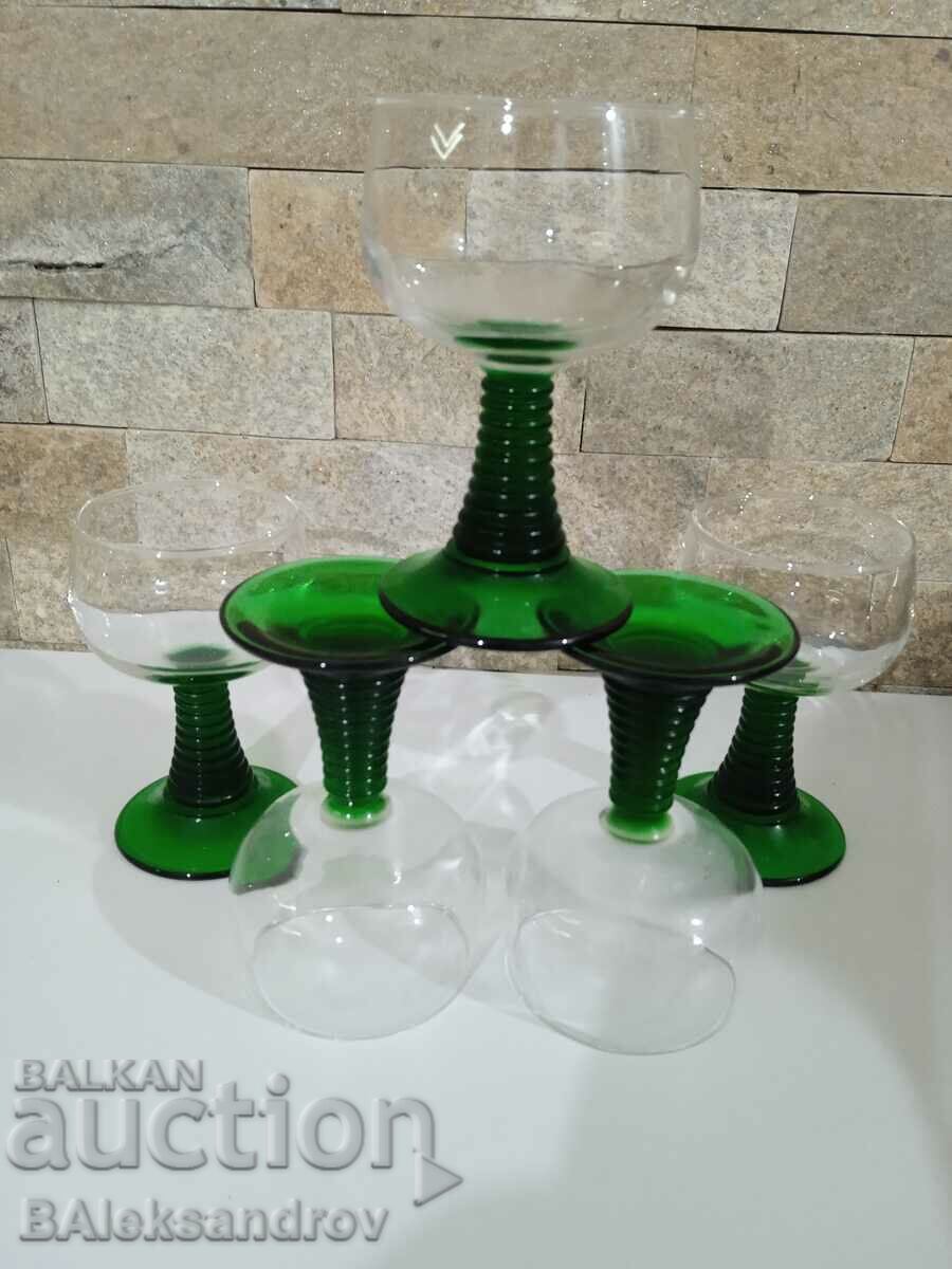 Πολλές πέντε όμορφες πράσινες καρέκλες φλιτζάνι με τιμή 38.00 BGN | € 19.43 Πολλές πέντε όμορφες πράσινες καρέκλες φλιτζάνι με τιμή 38.00 BGN | € 19.43