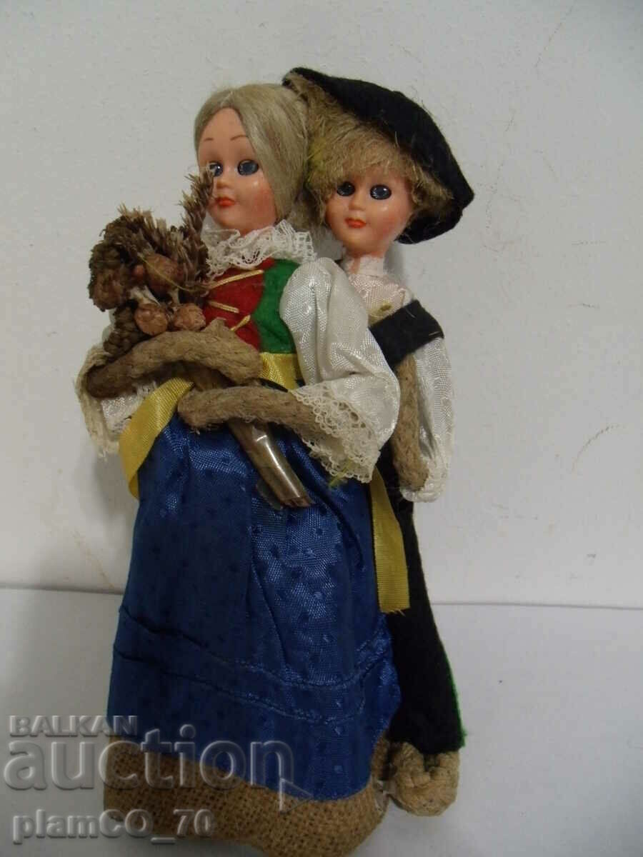 #*6833 παλιά κούκλα με τιμή 15.00 BGN | € 7.67 #*6833 παλιά κούκλα με τιμή 15.00 BGN | € 7.67