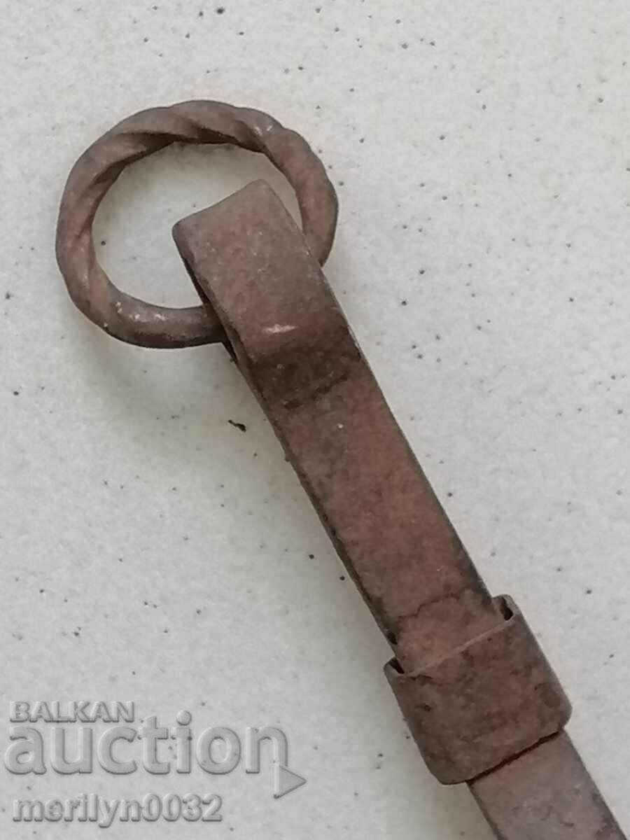Δημοπρασία Παλιό ντιλάφι, λαβίδα, σφυρήλατο σίδερο για φούρνο