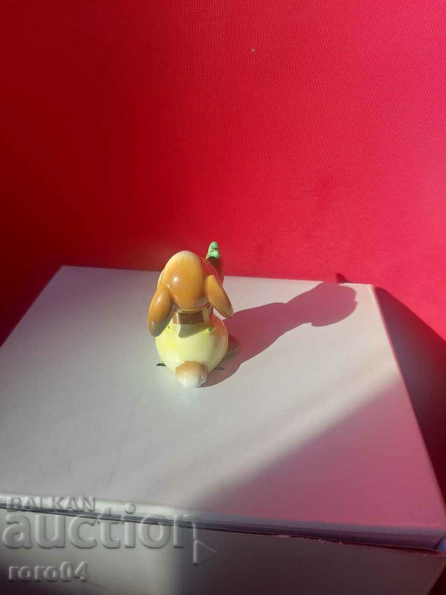 Auction  GOEBEL - BUNNY - GORGEOUS