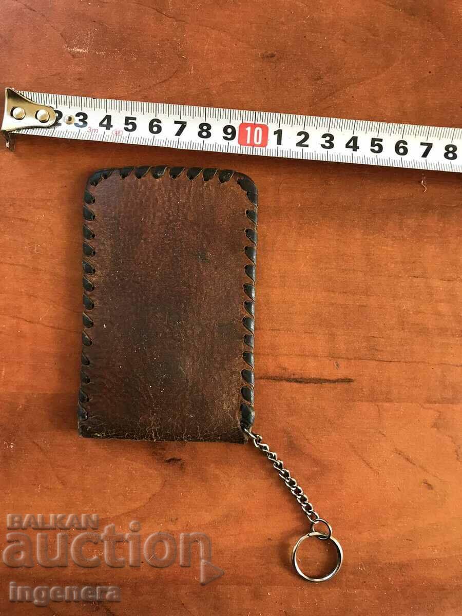 Delivery of LEATHER KEY HOLDER Delivery of LEATHER KEY HOLDER