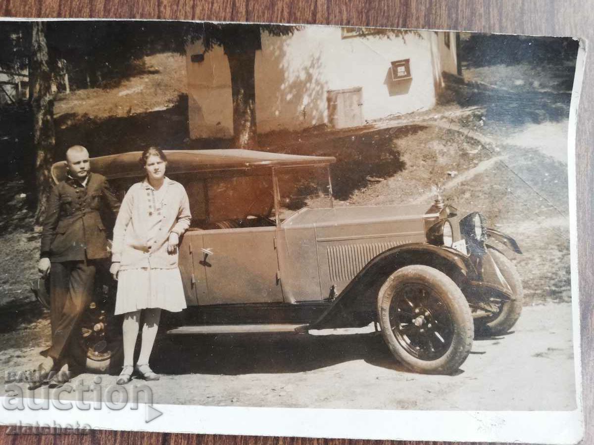 Old photo Kingdom of Bulgaria - RETRO CARS with price 10.00 BGN | € 5.11