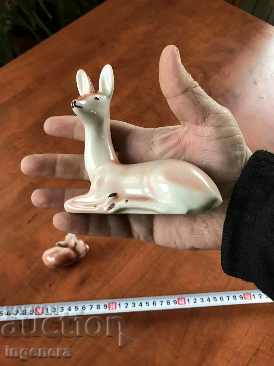 PORCELAIN FIGURE STATUETTE FEE AND DOE FROM SOCA - 6 PORCELAIN FIGURE STATUETTE FEE AND DOE FROM SOCA - 6