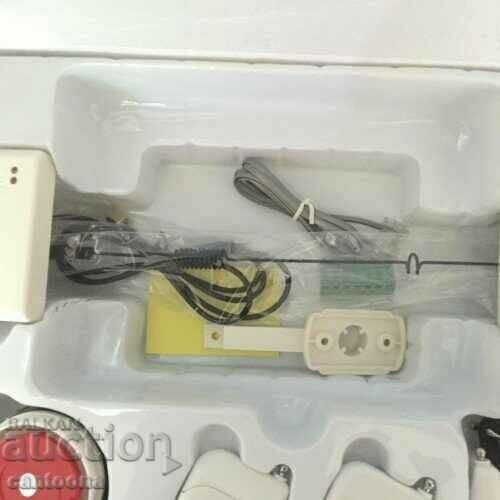 IP-AP022 - GSM alarm with 2.6" LCD display, KB, 2 volume sensors - 6 IP-AP022 - GSM alarm with 2.6" LCD display, KB, 2 volume sensors - 6