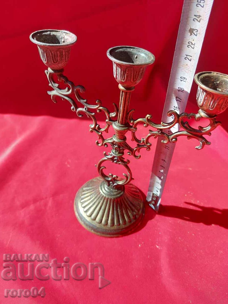 Auction CANDLE Auction CANDLE