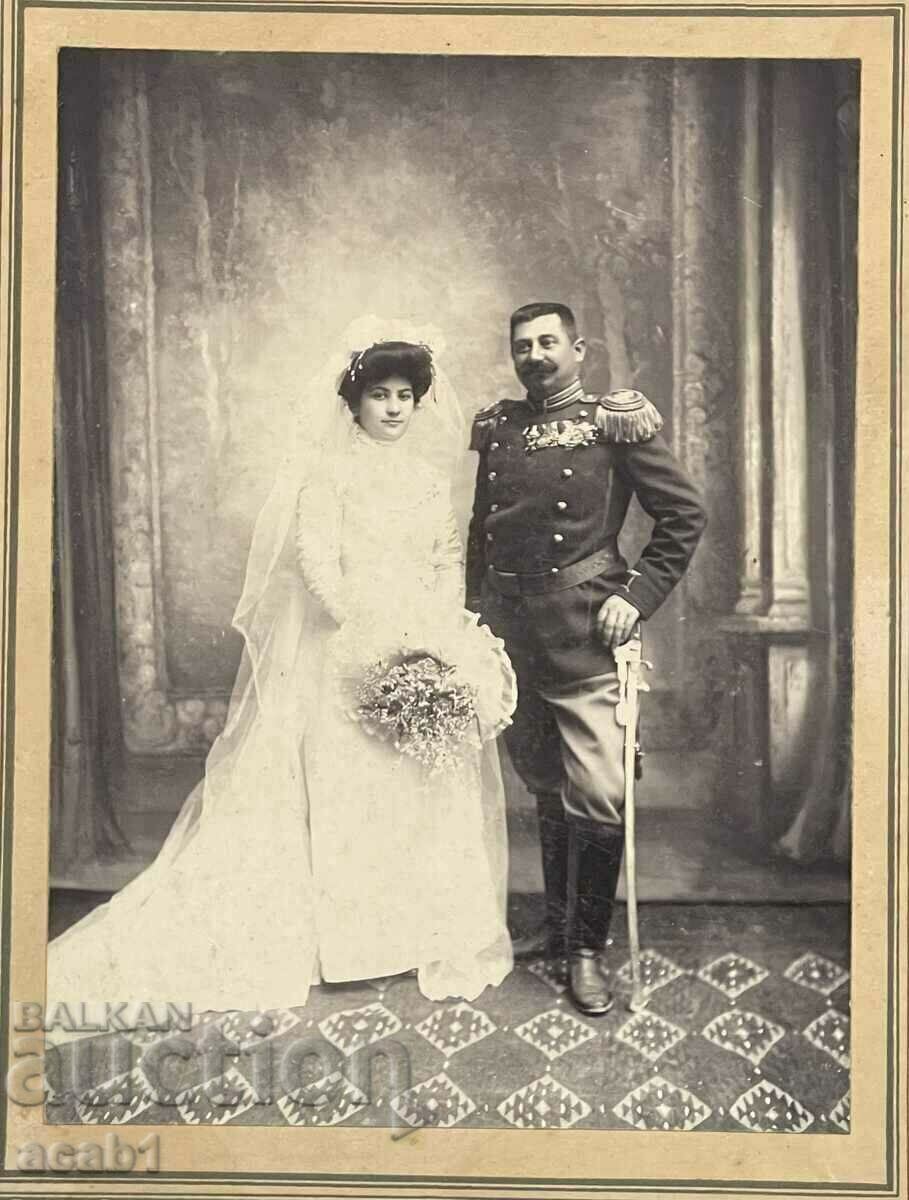 Officer Balkan War Newlyweds with price 84.99 BGN | € 43.45 Officer Balkan War Newlyweds with price 84.99 BGN | € 43.45