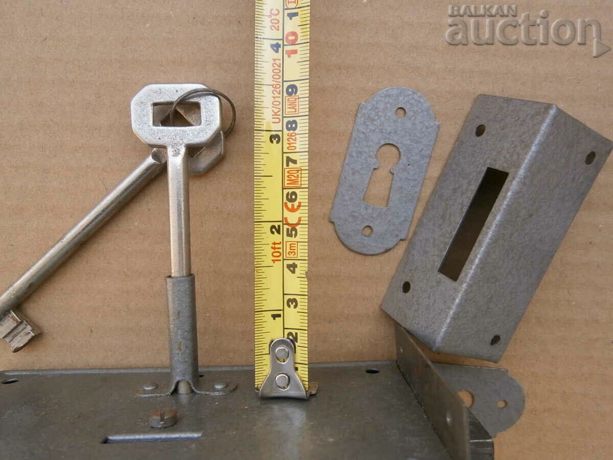 Old lock locks lock locks lock - 5 Old lock locks lock locks lock - 5