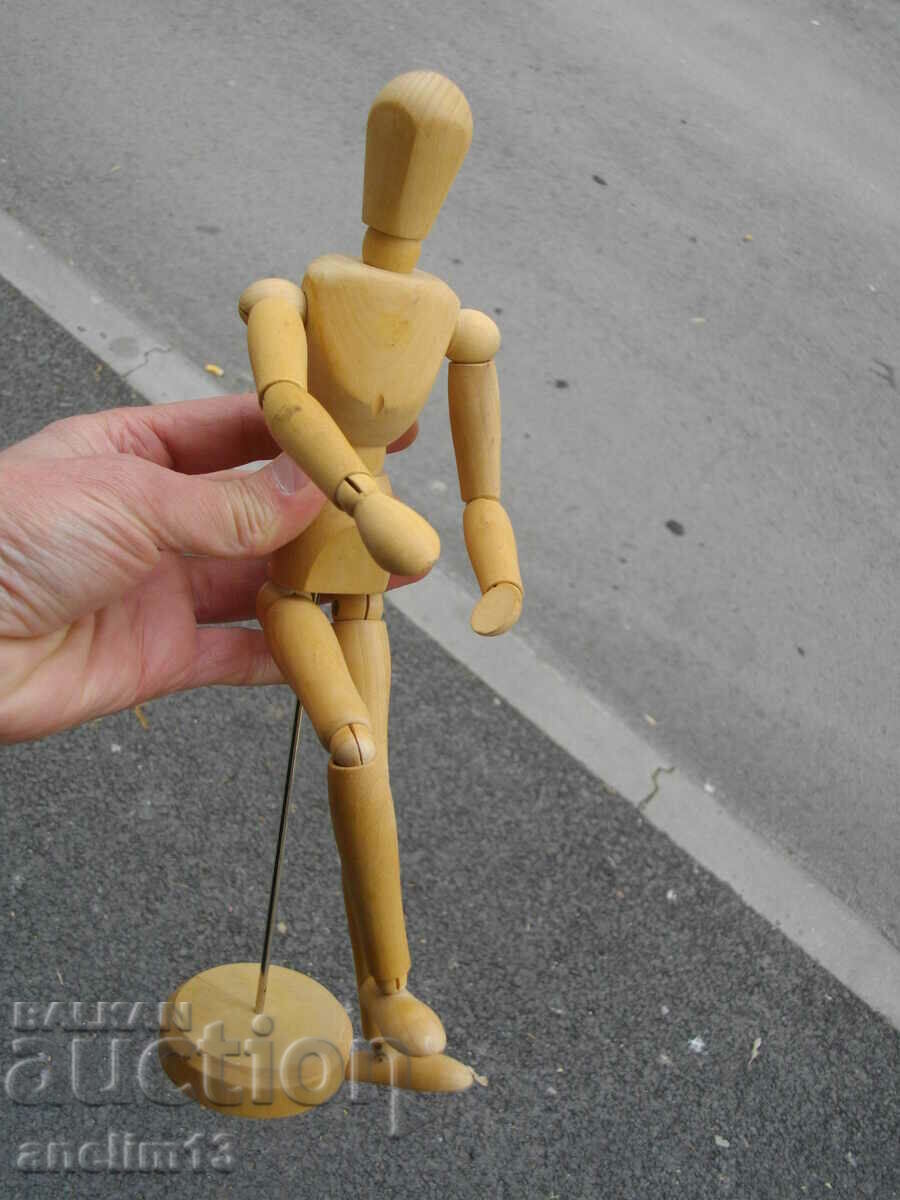 WOODEN FIGURE MANNEQUIN FOR ARTISTS - 6 WOODEN FIGURE MANNEQUIN FOR ARTISTS - 6