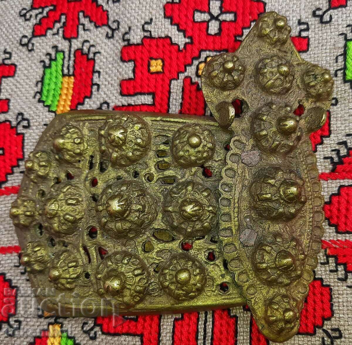 Costum Pafta autentic din bronz